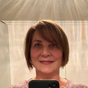 Meet your Posher, Cathie